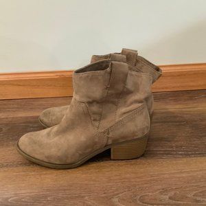 1" Heeled Western Booties